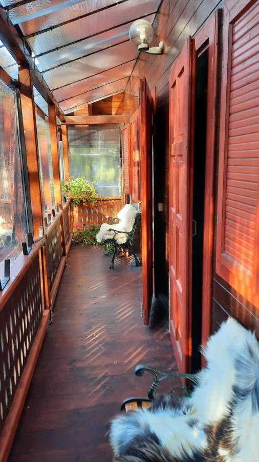 Family House Villa Buşteni Екстериор снимка