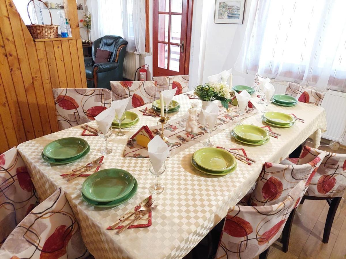 Family House Villa Buşteni Екстериор снимка