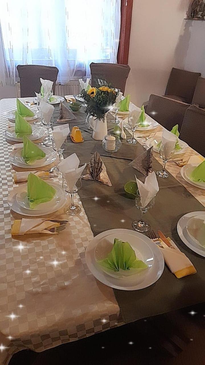 Family House Villa Buşteni Екстериор снимка